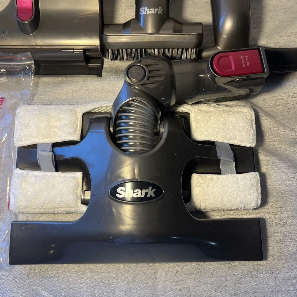 Shark True Pet Motorized Brush +More Attachments Vacuum NV750 NV650